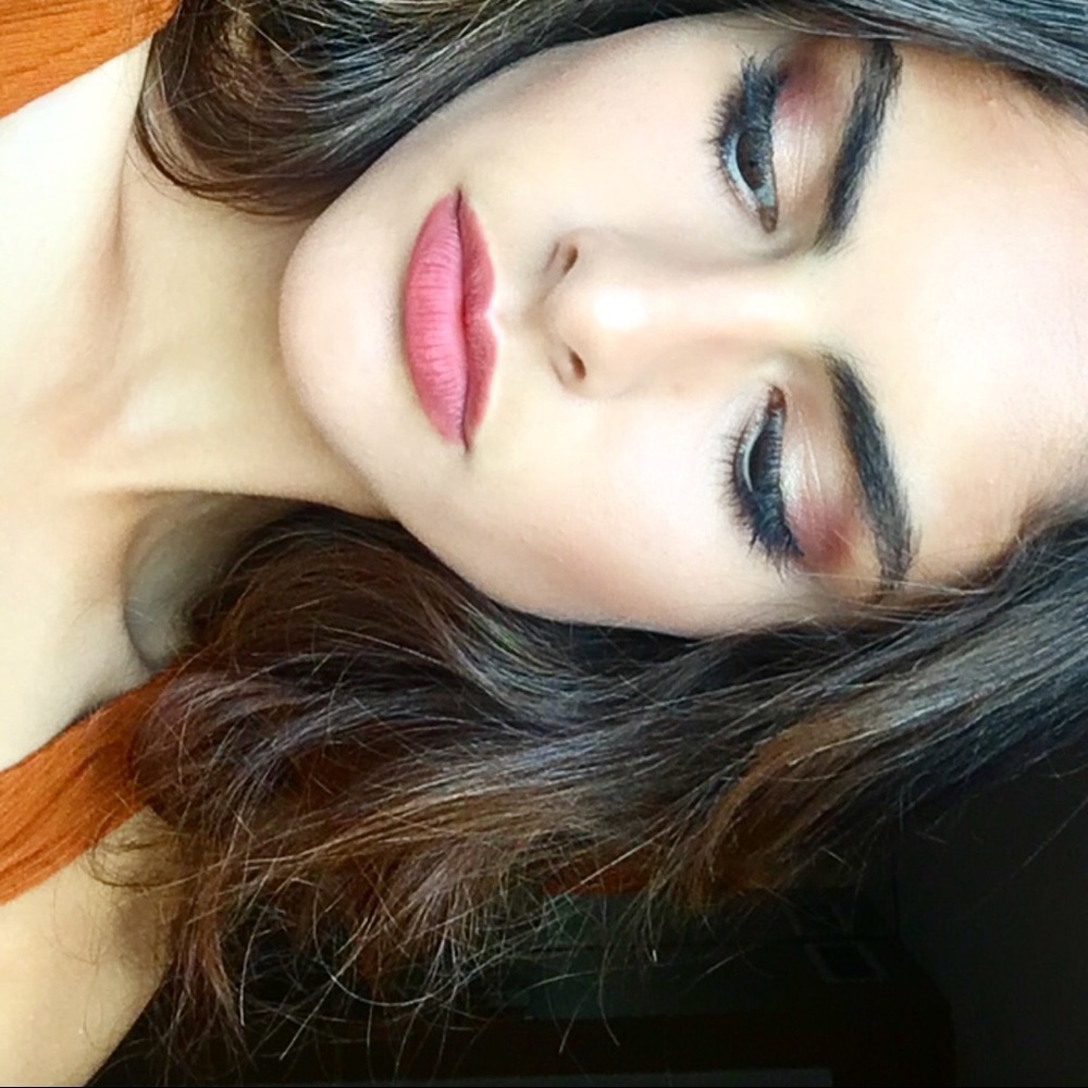 Meet your Posher, Priscilla Carvajal